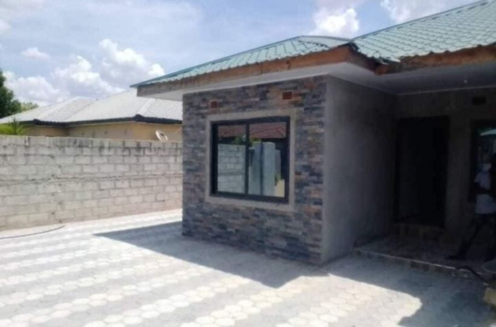 2-bedroom-flat-for-rent-in-meanwood-ndeke-big-2