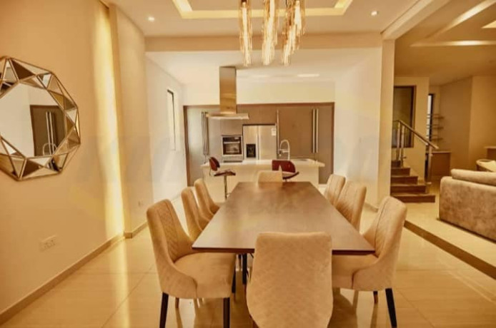 3-bedroom-apartment-for-rent-in-roma-park-big-1