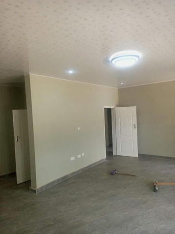 2-3-bedroom-flats-for-rent-in-roma-big-2