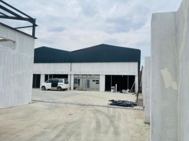 warehouse-for-rent-in-roma-park-big-0