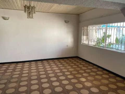 5-bedroom-house-for-rent-in-roma-big-4