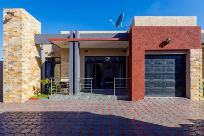 1-bedroom-flat-for-rent-in-ibex-hill-big-1