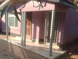 2-bedroom-flat-for-rent-in-avondale