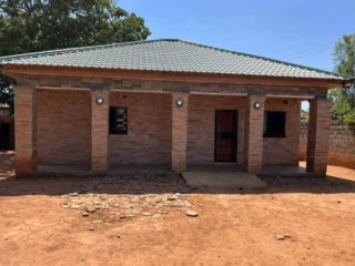 2-bedroom-house-for-rent-in-avondale