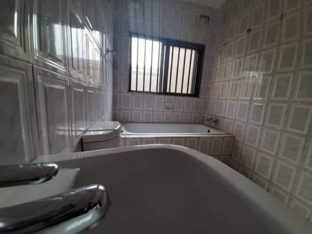 3-bedroom-flat-for-rent-in-meanwood-ibex-big-0