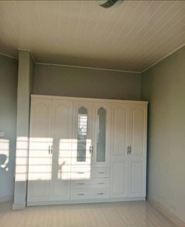 2-bedroom-flat-for-rent-in-meanwood-vorna-valley-big-2