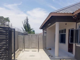 2-bedroom-flats-for-sale-in-meanwood-chamba-valley