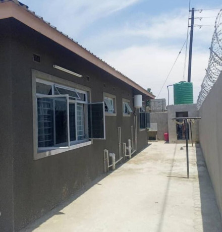 2-bedroom-flats-for-sale-in-meanwood-chamba-valley-big-1