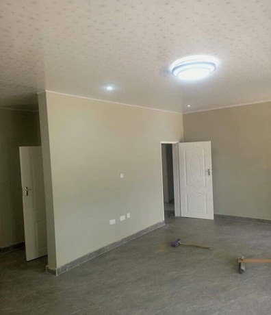 23-bedroom-flats-for-rent-in-roma-big-1