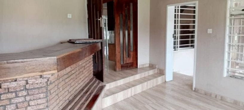 4-bedroom-house-for-rent-in-roma-park-big-2