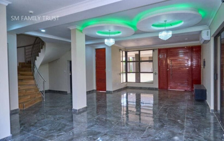 5-bedroom-apartment-for-rent-in-foxdale-big-0