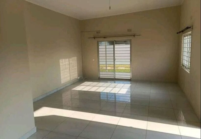 modern-3-bedroom-house-for-sale-in-meanwood-ibex-big-3