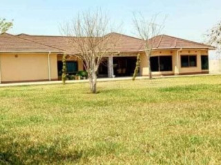 4-bedroom-house-for-sale-in-ibex-meanwood