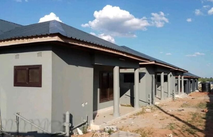 2-bedroom-flats-for-rent-in-ibex-hill-big-0