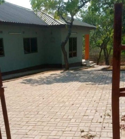 2-bedroom-flat-for-rent-in-chilanga-big-0