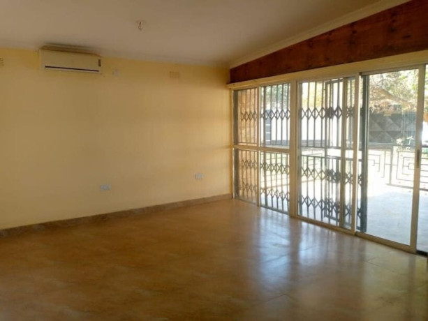 4-bedroom-house-for-rent-in-avondale-big-6