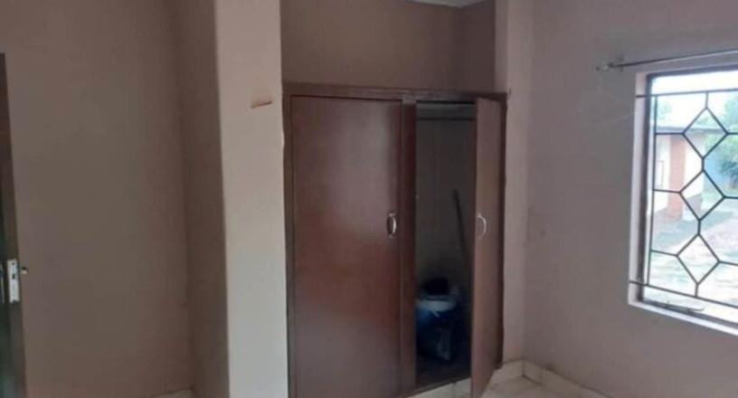 neat-and-modern-3-bedroom-house-for-rent-in-avondale-big-5