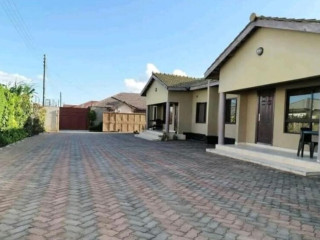 3-bedroom-flats-for-rent-in-avondale