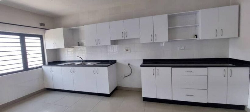 2-bedroom-flat-for-rent-in-chalala-big-2