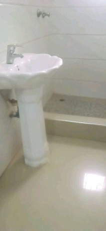 2-bedroom-flat-for-rent-in-chalala-big-3