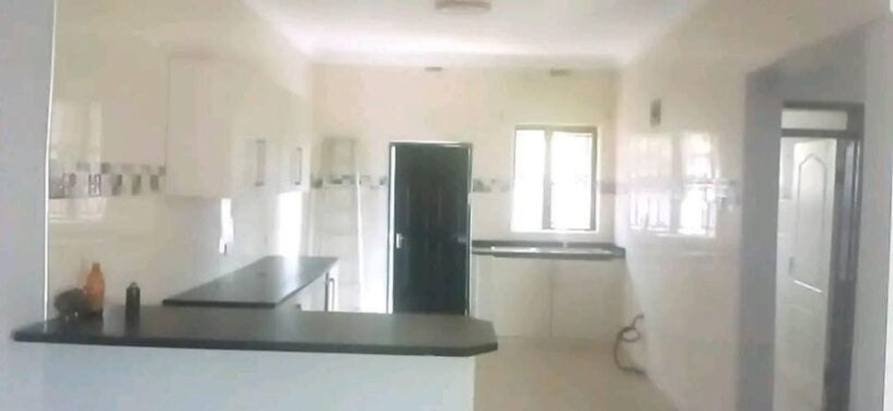 2-bedroom-flat-for-rent-in-chalala-big-1