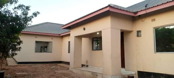 4-bedroom-house-for-rent-in-ngwerere-big-3
