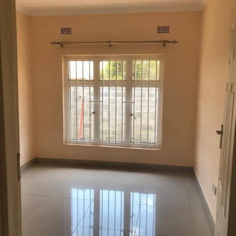 2-bedroom-flat-for-rent-in-ibex-meanwood-big-6