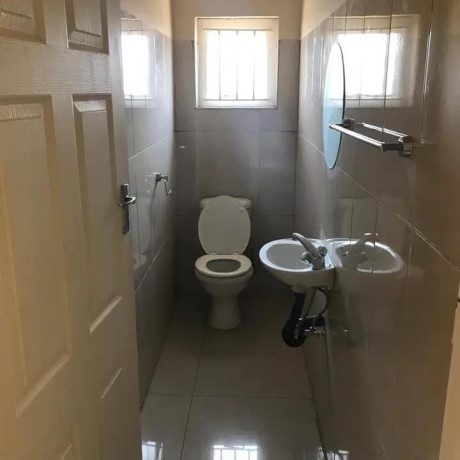 2-bedroom-flat-for-rent-in-ibex-meanwood-big-2