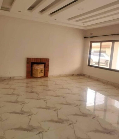 3-bedroom-flats-for-rent-in-ibex-meanwood-big-1