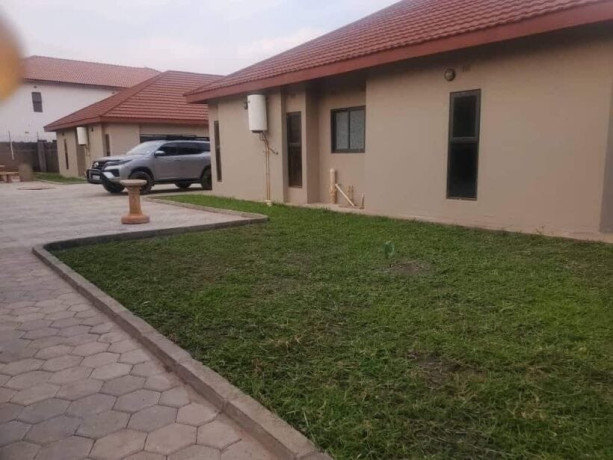 3-bedroom-flats-for-rent-in-ibex-meanwood-big-8