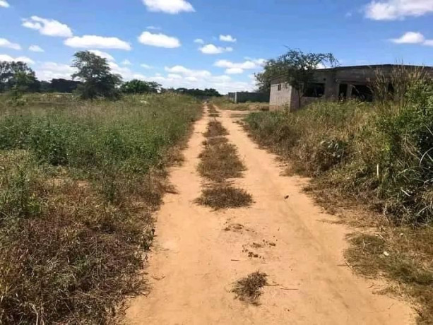 plot-for-sale-in-meanwood-big-0