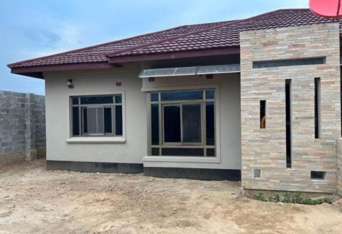 3-bedroom-flat-for-rent-in-meanwood-ndeke-big-0