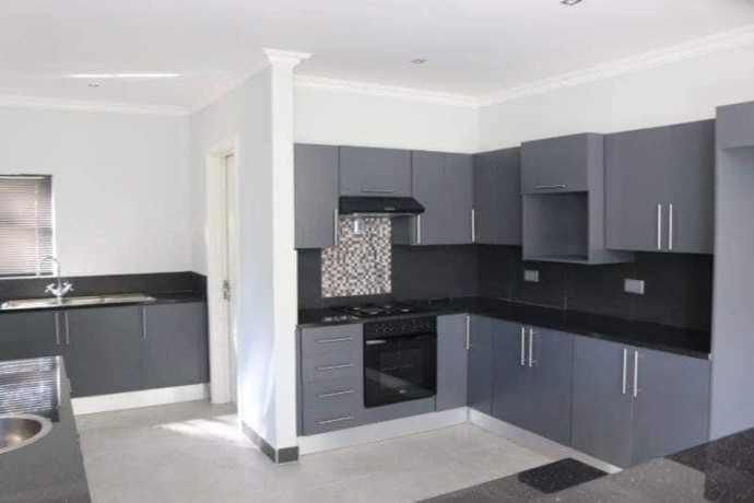 2-bedroom-flat-for-rent-in-ibex-hill-big-1