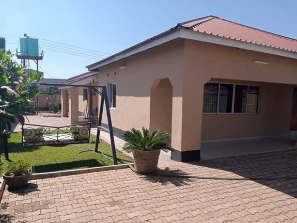 4-bedroom-house-for-rent-in-ibex-hill-big-2