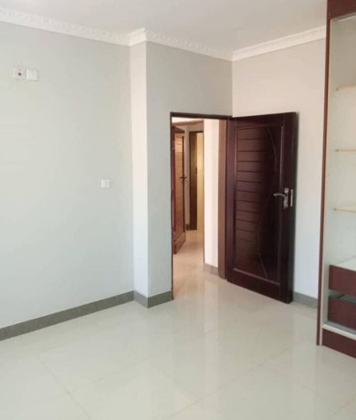 3-bedroom-flat-for-rent-in-chalala-big-6
