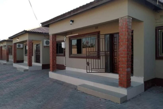 3-bedroom-flat-for-rent-in-chalala-big-1