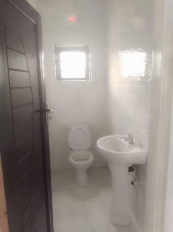 2-bedroom-flat-for-rent-in-chalala-big-5