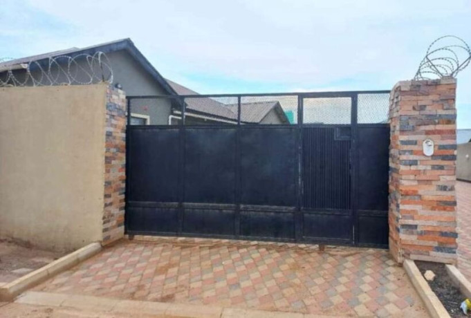 3-bedroom-house-for-rent-in-chalala-big-5