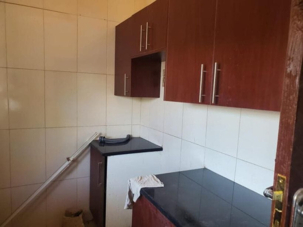 2-bedroom-flat-for-rent-in-chalala-big-3