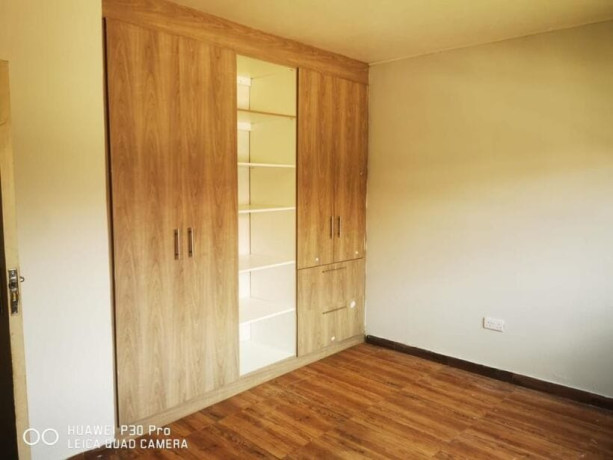 2-bedroom-flat-for-rent-in-chalala-big-3