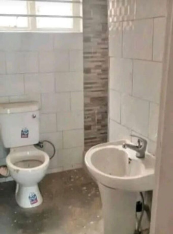 2-bedroom-flat-for-rent-in-meanwood-kwamwena-big-6