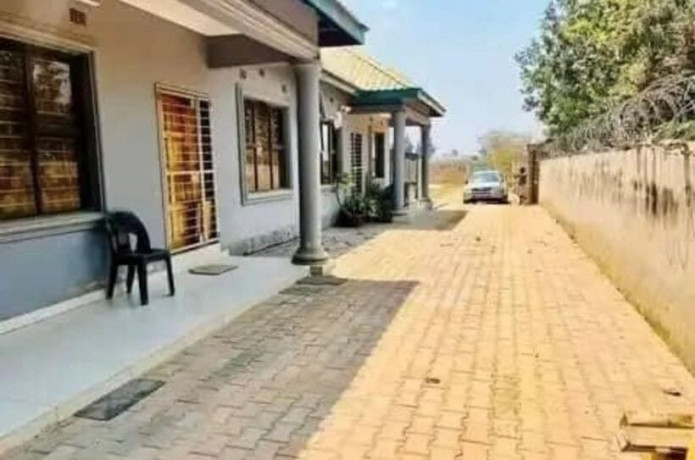 2-bedroom-flats-for-sale-in-meanwood-kwamwena-big-0