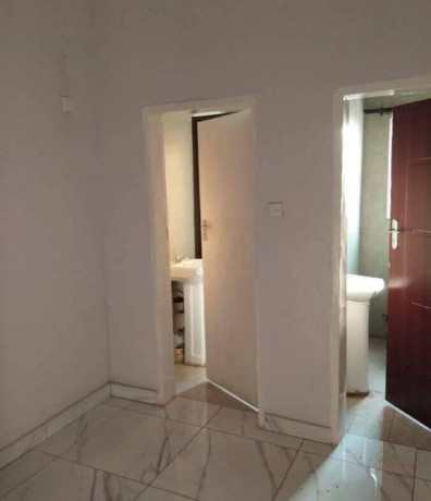 3-bedroom-flat-for-rent-in-chalala-big-3