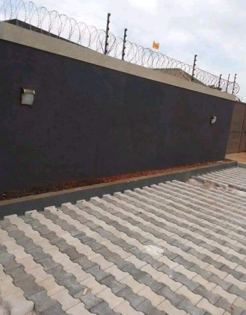 2-bedroom-fully-furnished-flat-for-rent-in-chalala-big-4