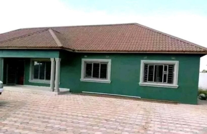 2-bedroom-flat-for-rent-in-chalala-big-0