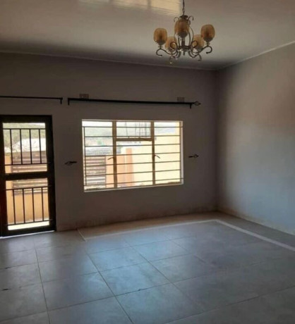 2-bedroom-flat-for-rent-in-meanwood-big-8