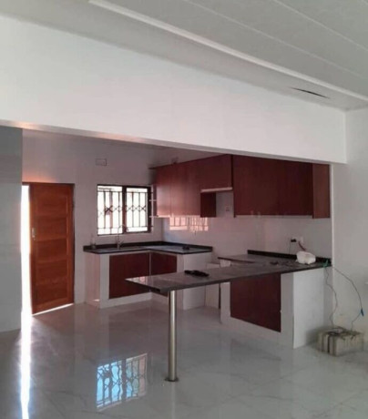 2-bedroom-flats-for-rent-in-meanwood-ndeke-big-3