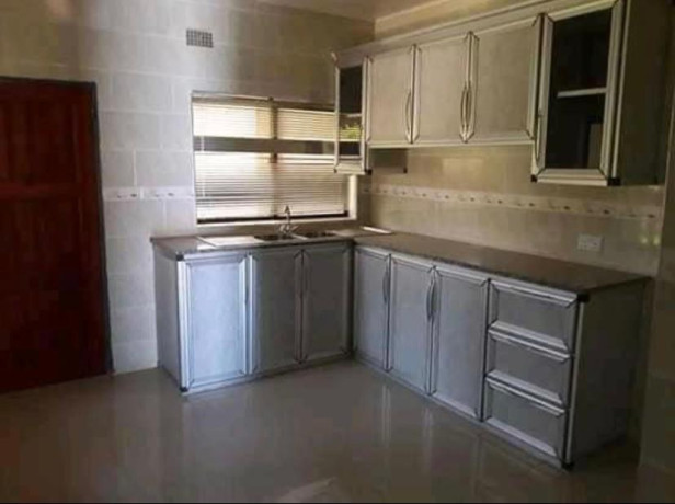 3-bedroom-flat-for-rent-in-ibex-hill-big-5
