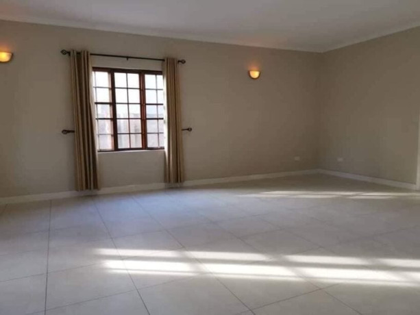 4-bedroom-flat-for-rent-in-ibex-hill-big-7