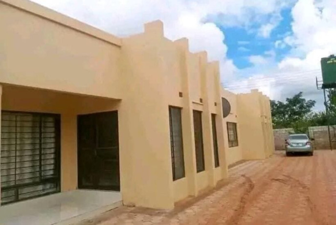 2-bedroom-flat-for-rent-in-chalala-big-0